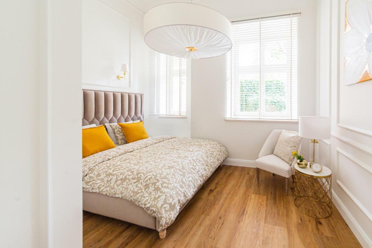 Apartament Golden Place Krakkó Kültér fotó